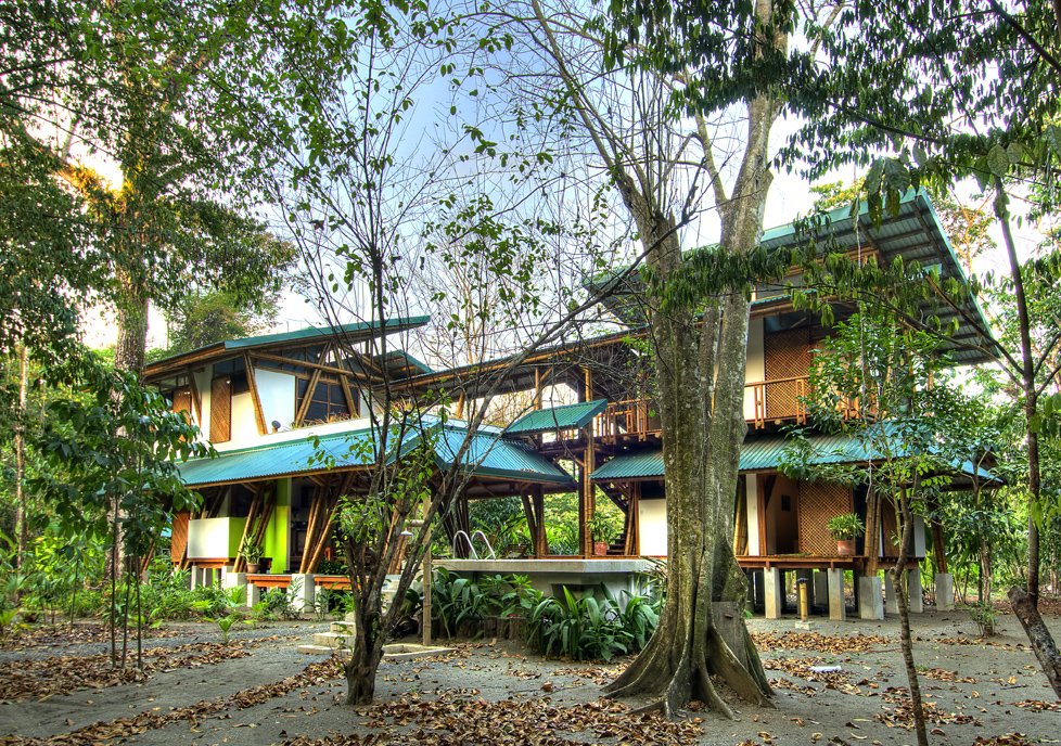 Luz Letelier y Pietro Stagno, Premio Bienal de Arquitectura CR