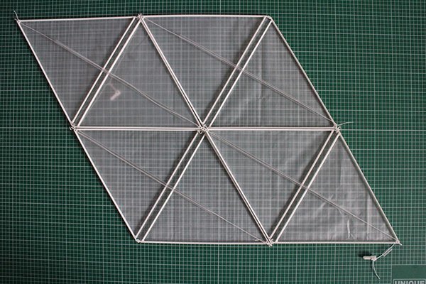 Open Kite, cometa DIY de Sehun Oh Design, 2015.