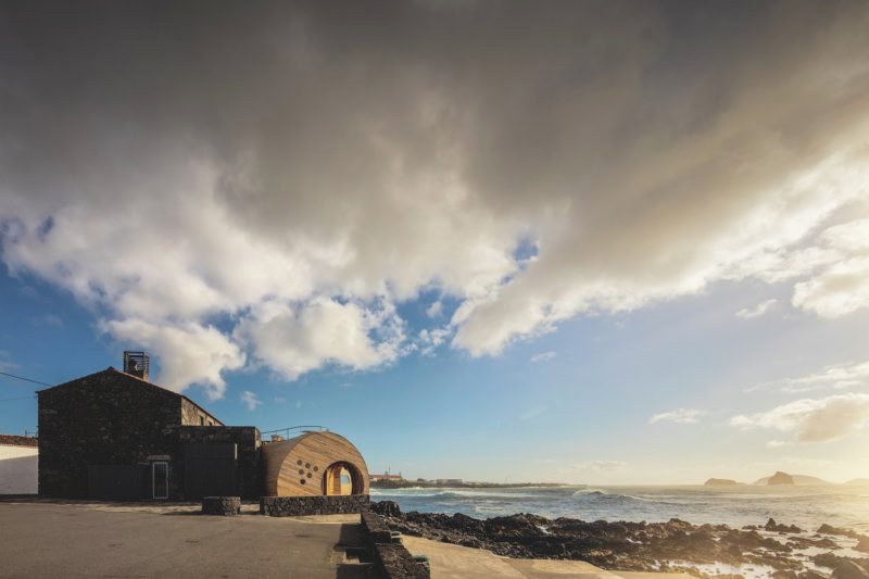 Cella Bar, FCC Arquitectura y Paulo Lobo.