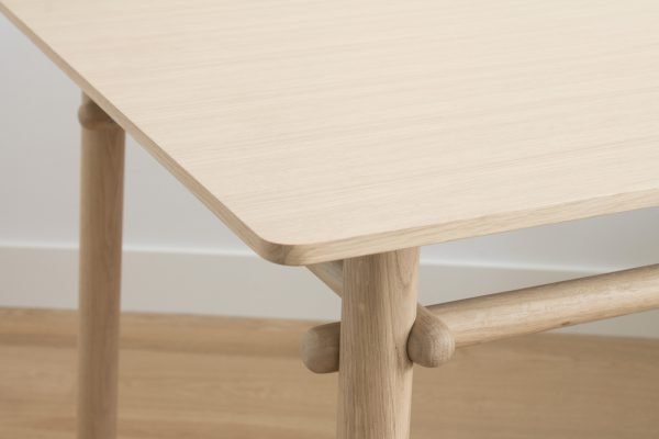La mesa Forêt, Silvia Señal (San Sebastián, España), 2016