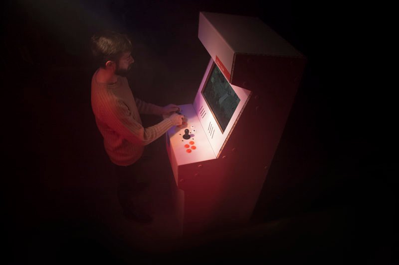 CBA-102, la máquina recreativa de cartón de Cardboard Furniture and Projects