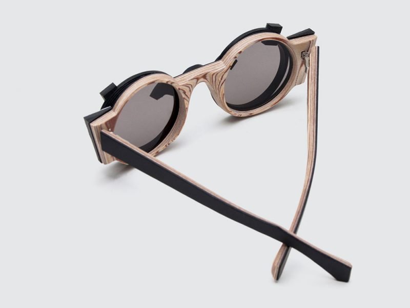 El movimiento Memphis inspira la nueva colección de Nina Mûr eyewear