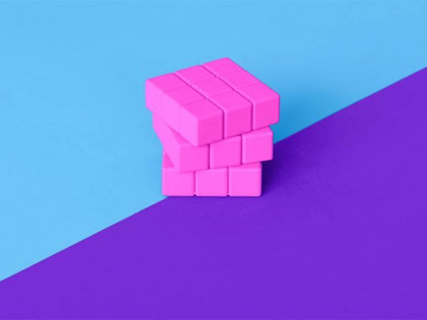 Estética informática en la imagen de Crack The Code, diseñada por Futura