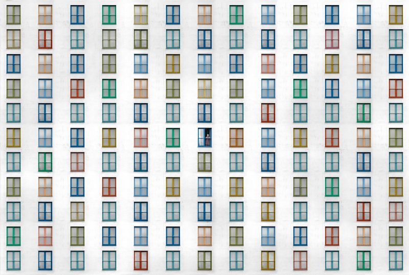 Biala, las fachadas colosales de de Gustav Willeit. La soledad de las grandes urbes