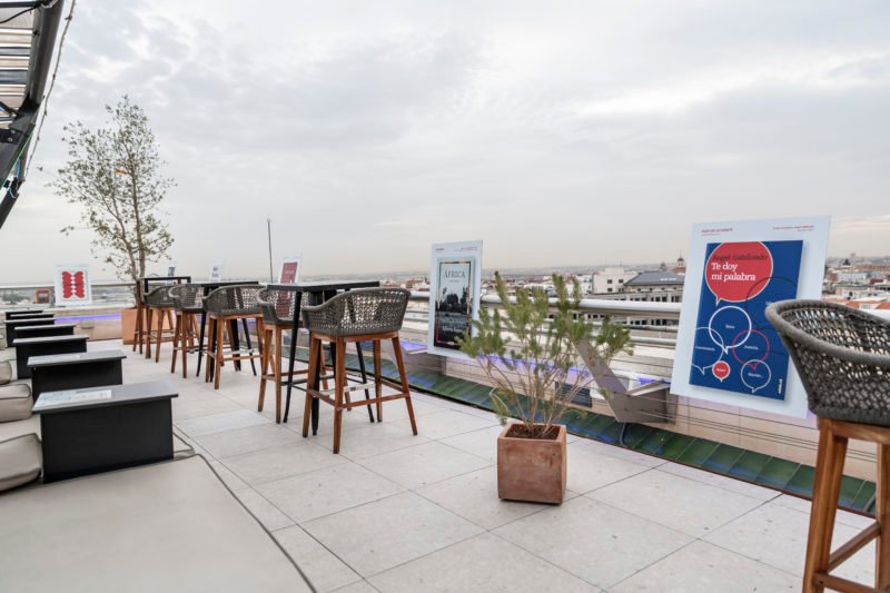 Des/cubiertas. Biblioteca de portadas inéditas