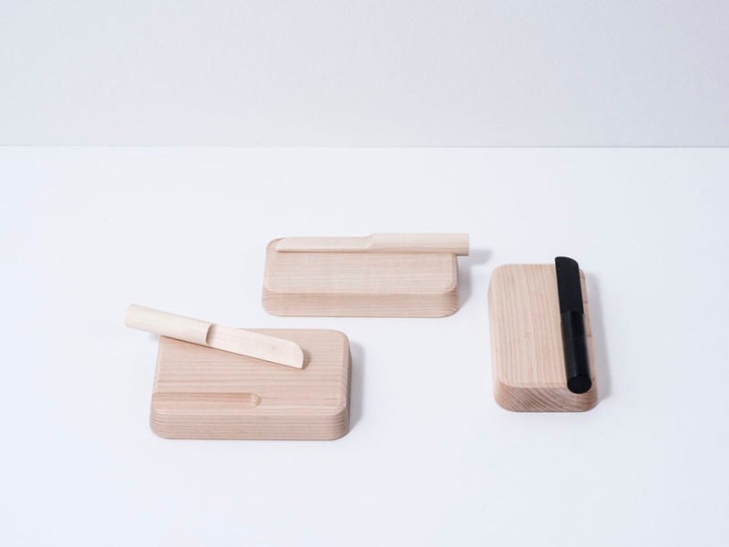Butter Dish & Butter Knife, los utensilios de cocina de Studio Gorm