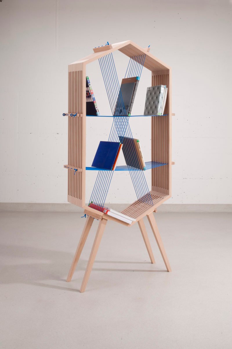 WWW, las versátiles estanterías de nailon de Vitor Matic