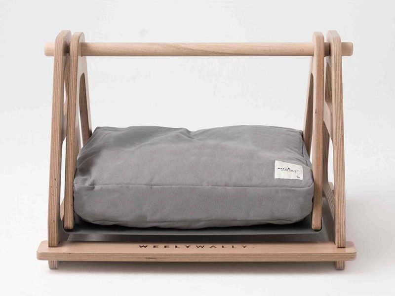 La sofisticada colección de mobiliario para mascotas de Onurhan Demir