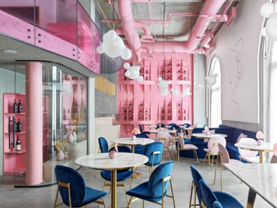 Lenz da vida a un restaurante francés en el corazon de Kazajistán