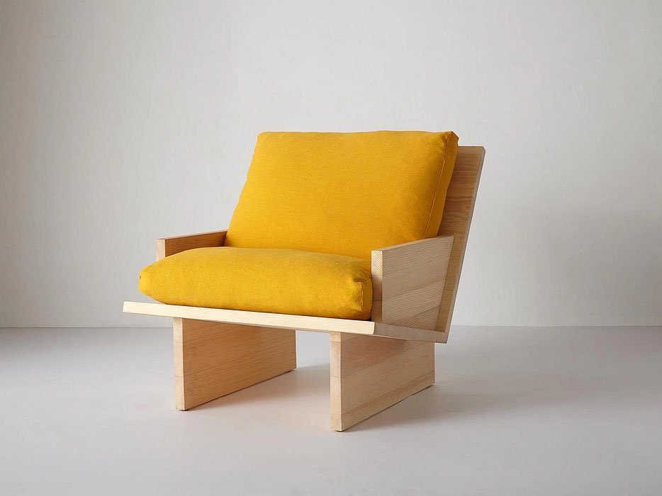 Con Rugosa, Kalon celebra el mobiliario de madera y sus posibilidades