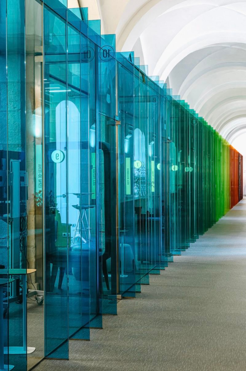 118 Studio convierte un antiguo convento en un centro de orientación juvenil