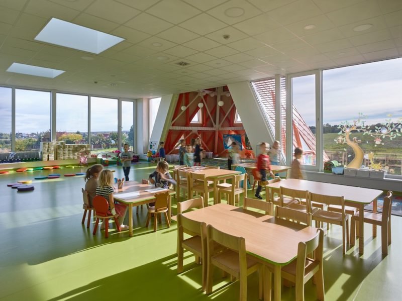 Větrník Kindergarten, la guardería de diseño de David Kraus © Filip Slapal