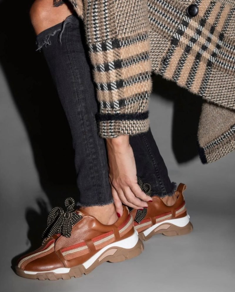 Joyas en los pies: Mara Zukermann y su arte portante