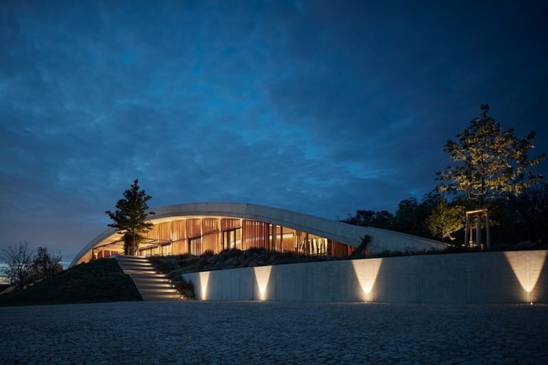 Bodegas Gurdau y el diseño biofílico de Aleš Fiala © BoysPlayNice