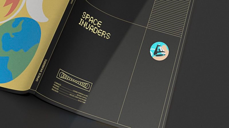Luca, B. diseña la imagen de Space Invaders, una obra de teatro para adolescentes