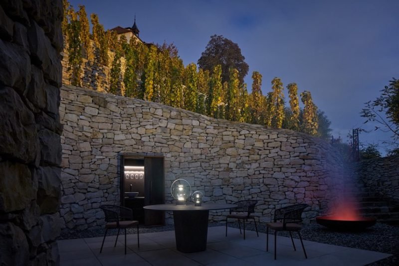 Marco Maio se inspira en la serie Fibonacci para el diseño de unas terrazas de viñedos a orillas del Moldava © BoysPlayNice