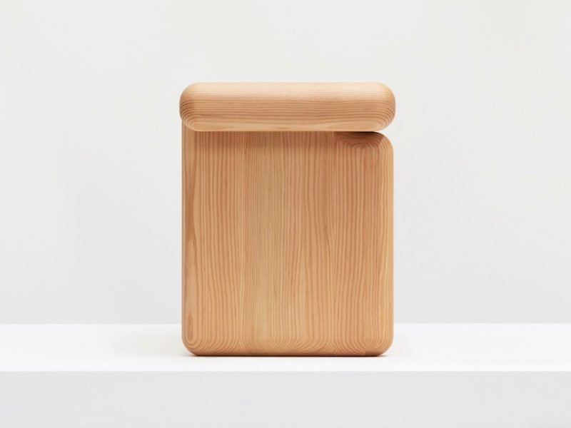 Trilit, el taburete escultural de Karl-Johan Hjerling