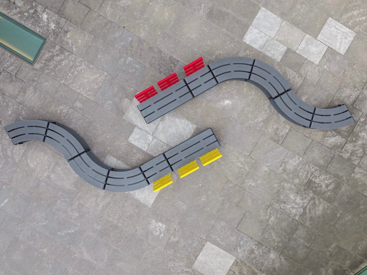 Modular, versátil, imponente,… así es Linesca, la colección de asientos para espacios públicos de Benkert Bänke