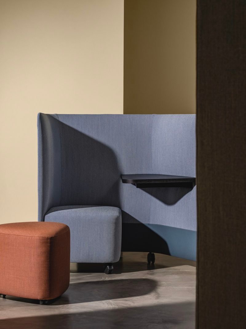 En clave oficina Andreu World por Alfredo Haberli