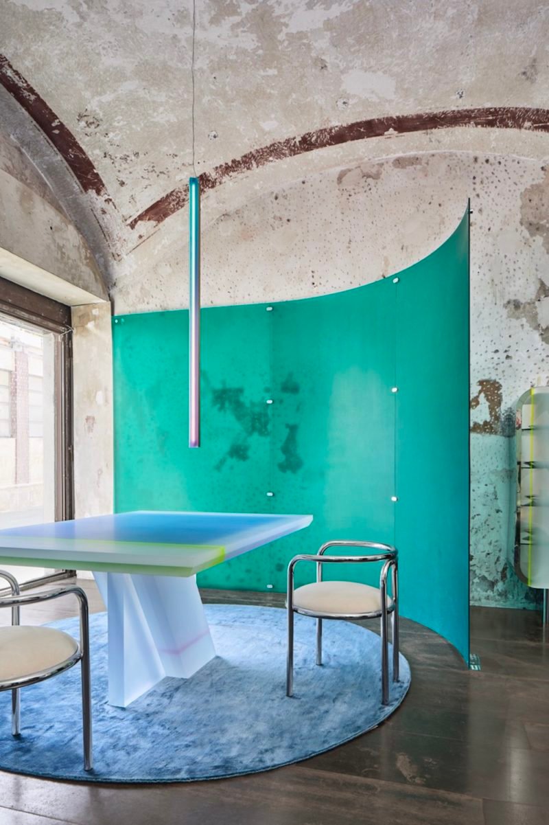 Con Zen, Draga & Aurel explora los límites de las transparencias