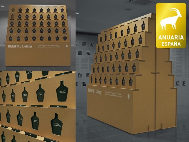 Al mejor PLV (display en punto de venta): de La Fonda Gràfica para el Ayuntamiento de Sta. Coloma de Farners+Confraria