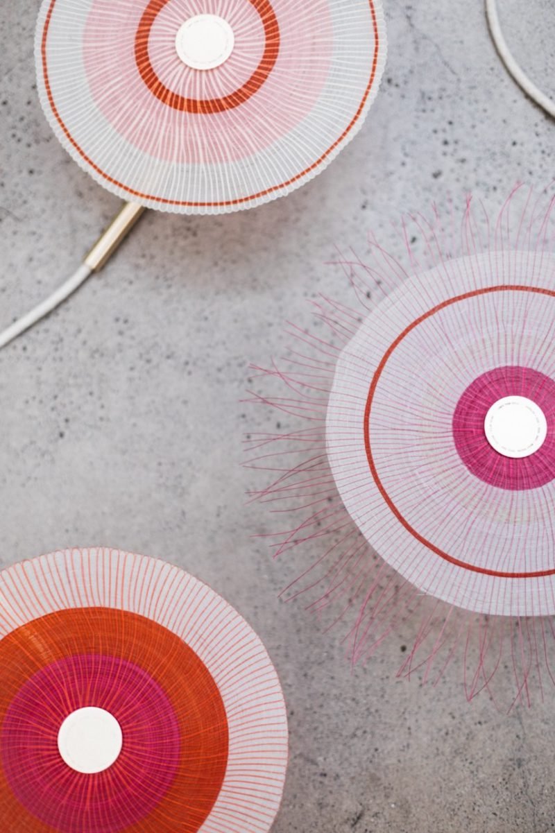 Lamps From Chile: un proyecto que actualiza la artesanía en crin desde el diseño contemporáneo