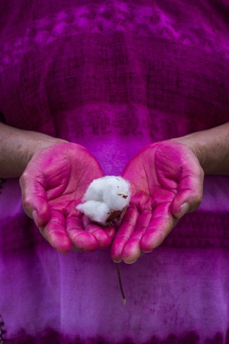 Magia oaxaqueña de la mano de Abisai Navarro. El lujo de vestir artesanal y ancestral