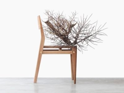 L01, la silla "introspectiva" de Eva Natasa. Diseño y fabricación indonesia 